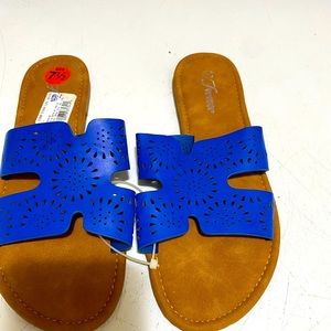 Brand new blue Forever sandals size 7.5
